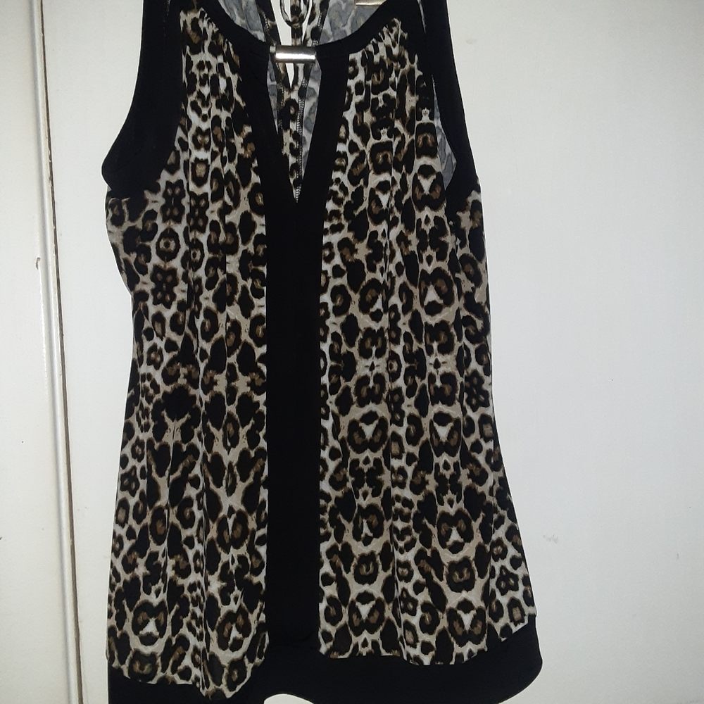 Leopard print top size L 12/14